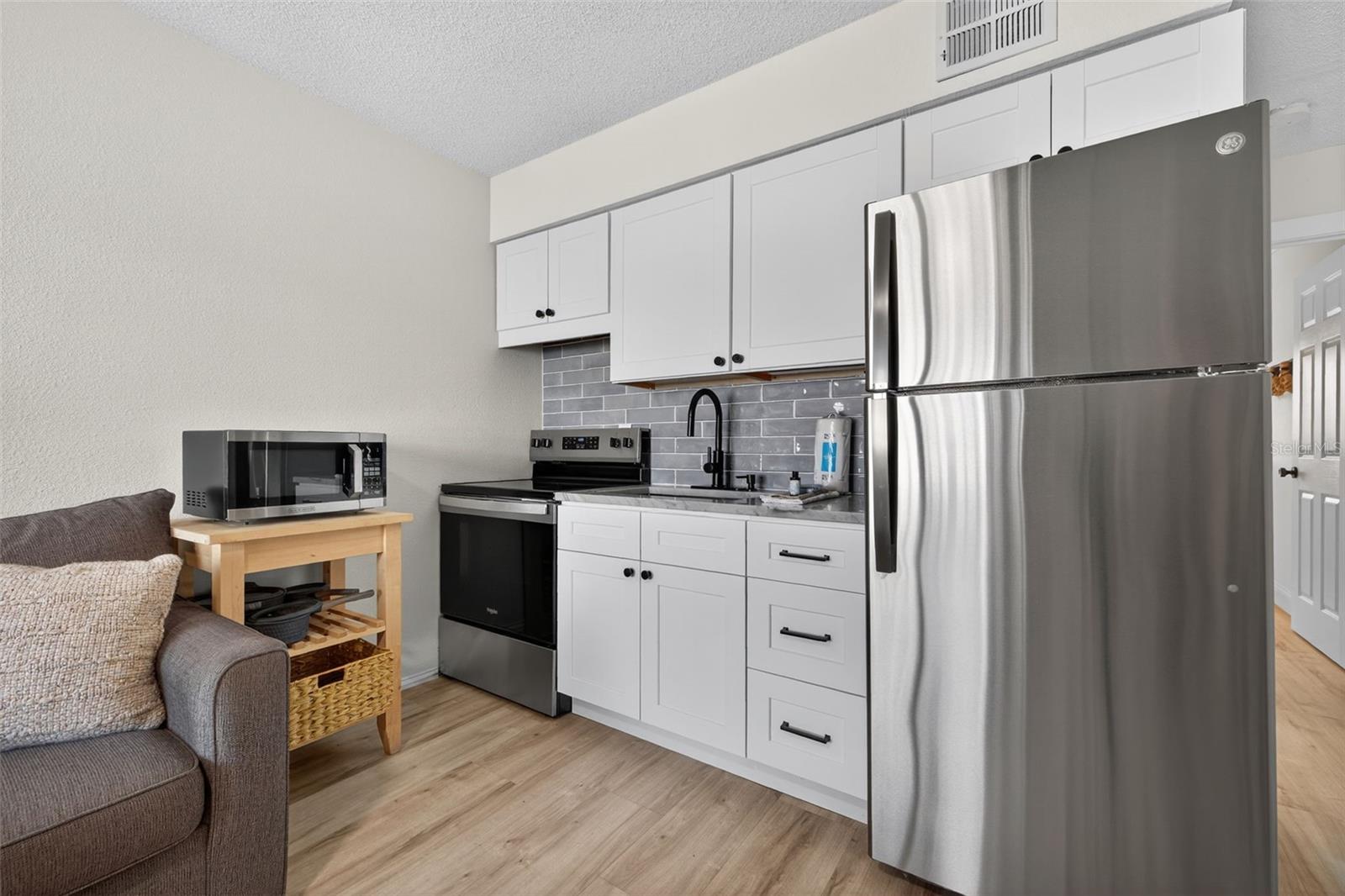 14251 Gulf Blvd #5 Property Photo 10
