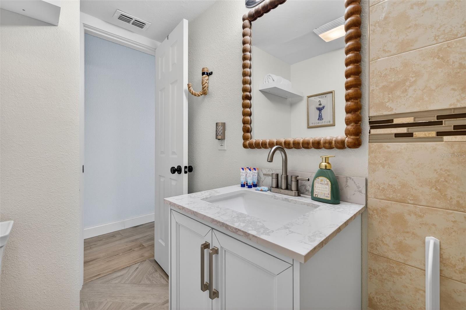 14251 Gulf Blvd #5 Property Photo 14