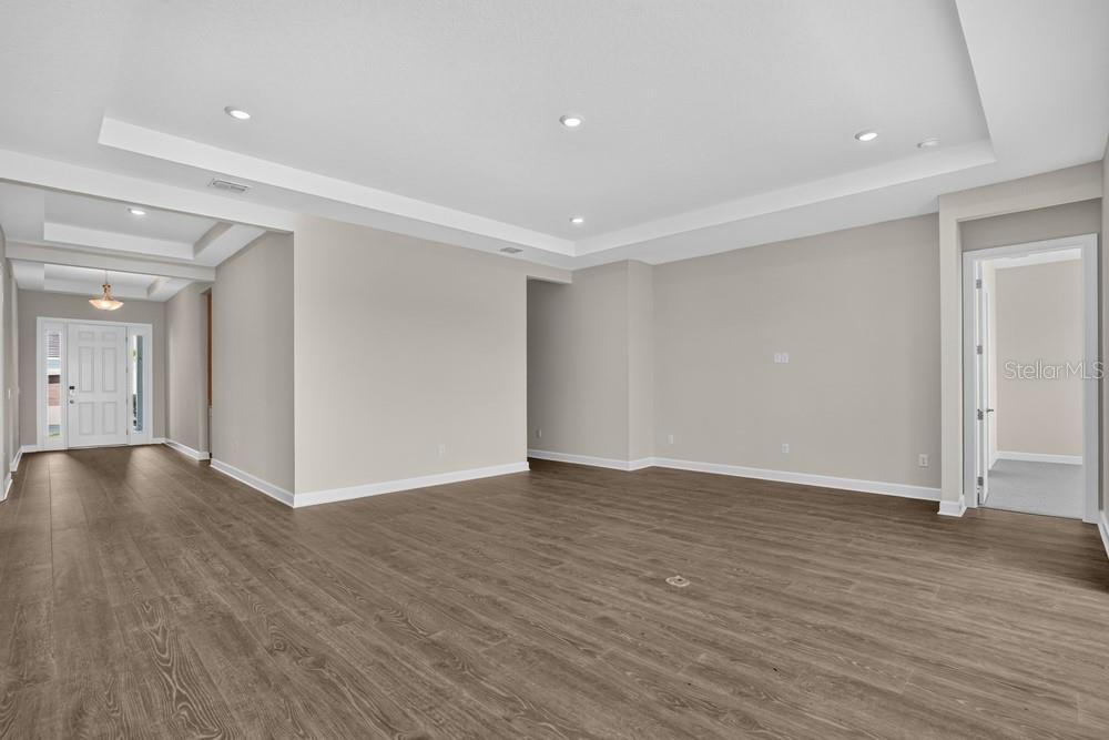 13827 Buchanan Dr Property Photo 11