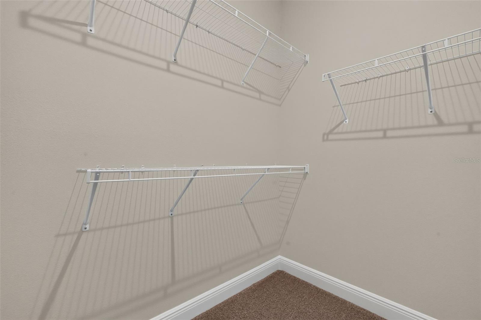 12907 Pierce St Property Photo 17