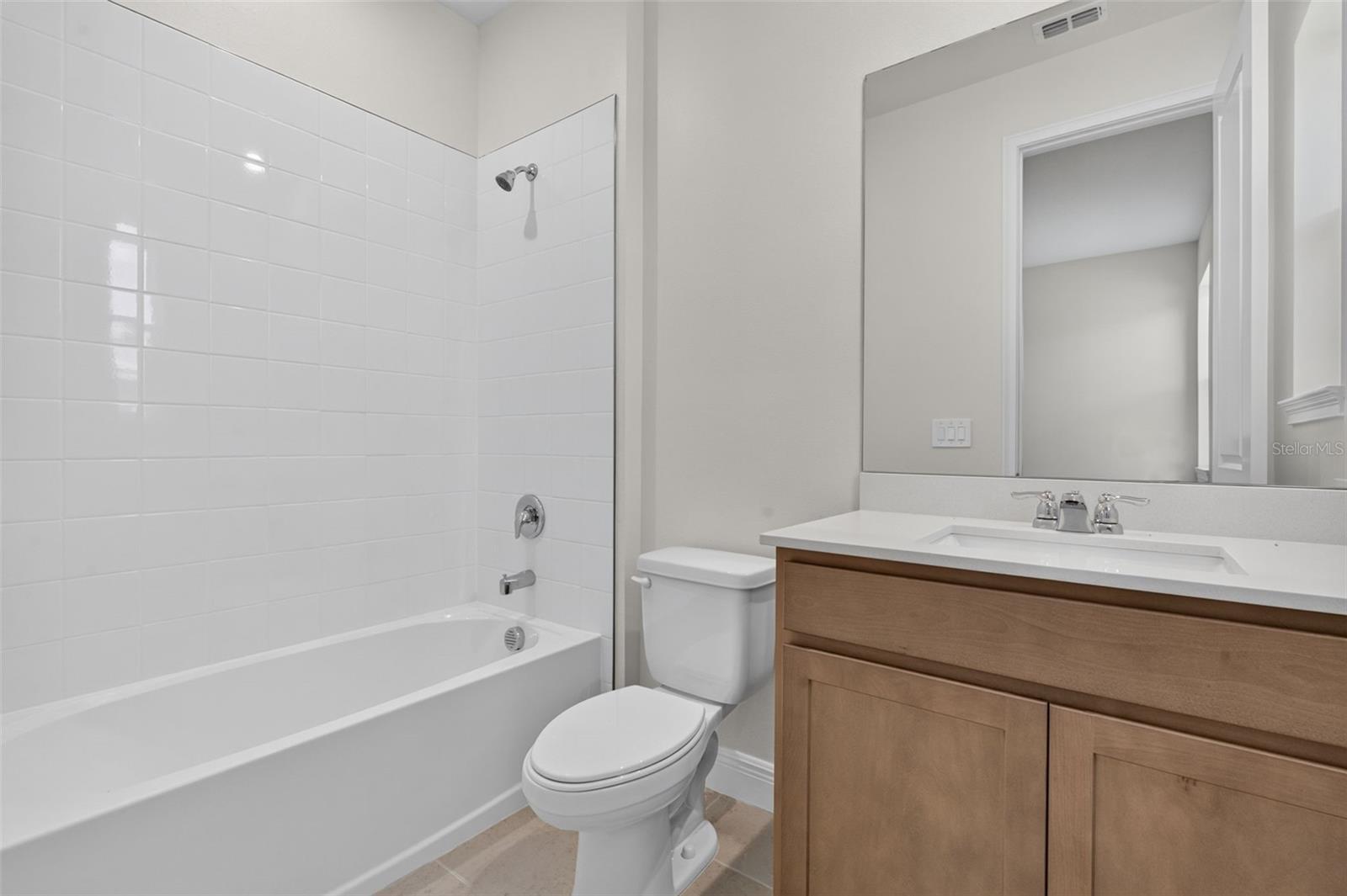 12907 Pierce St Property Photo 25