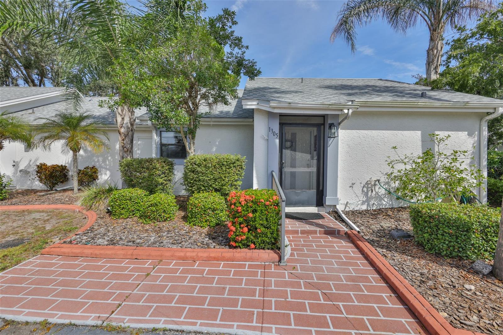 1305 Spry Ct Property Photo 1