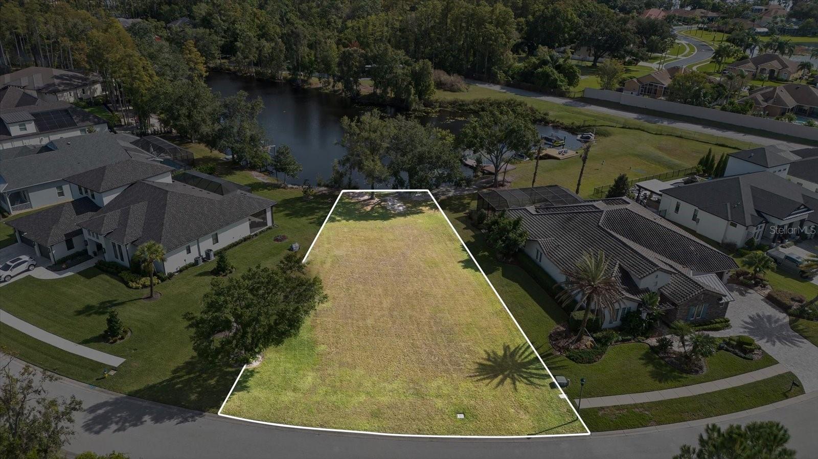3926 Cove Lake Pl Property Photo 4