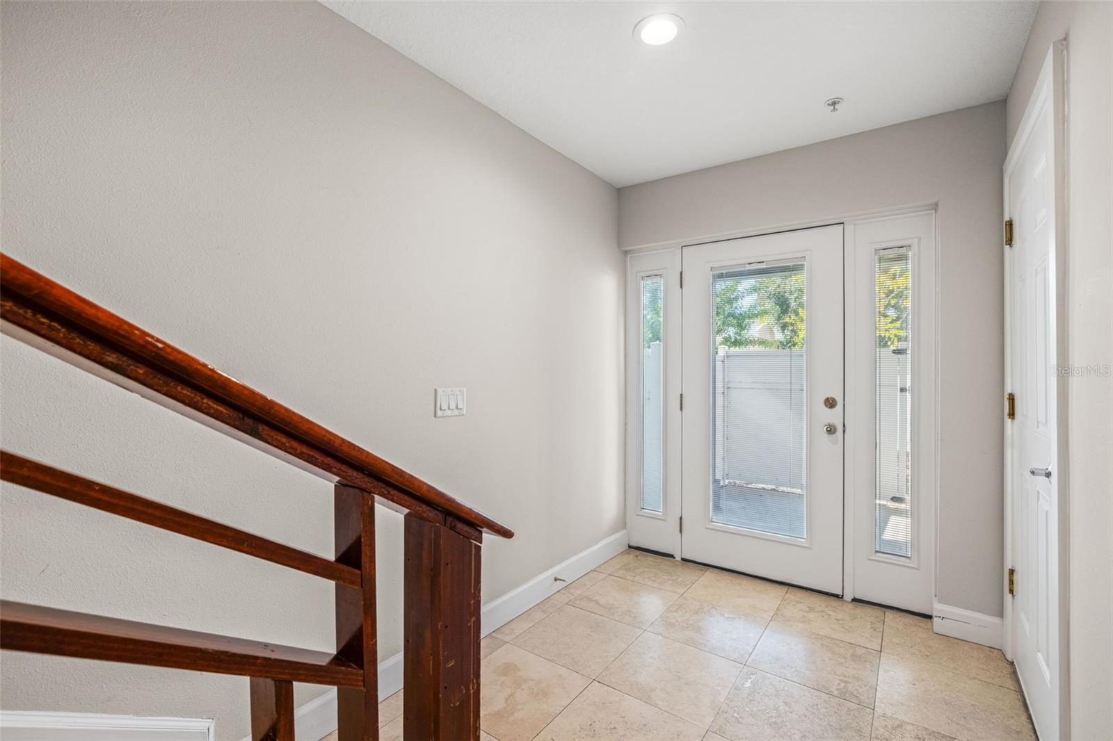 113 S Newport Ave #1-4 Property Photo 6