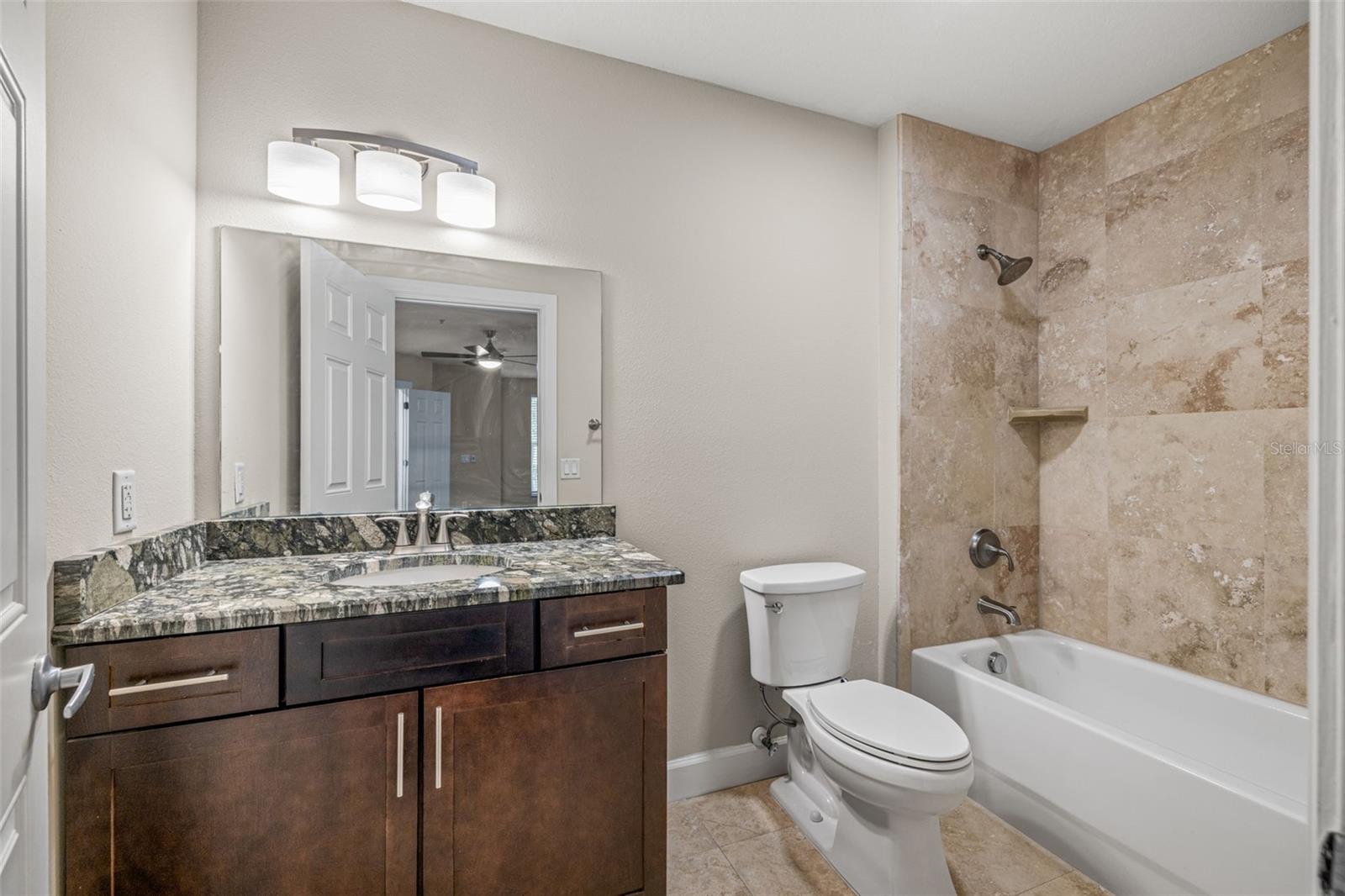 113 S Newport Ave #1-4 Property Photo 9