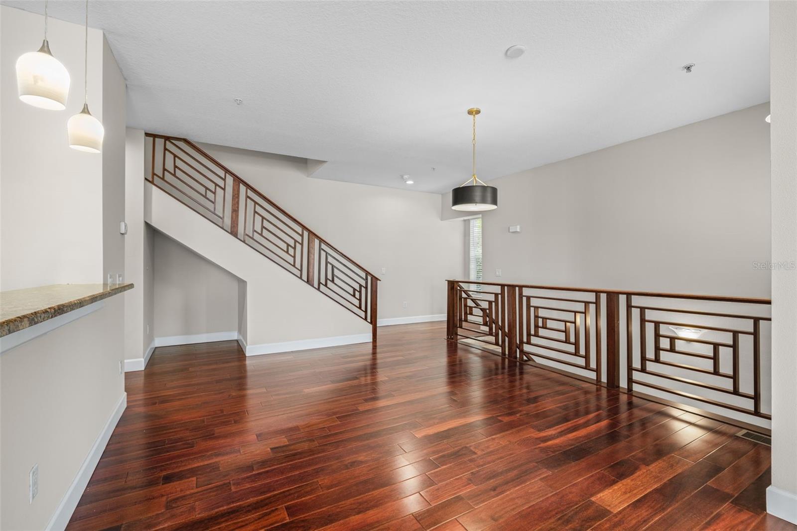 113 S Newport Ave #1-4 Property Photo 11