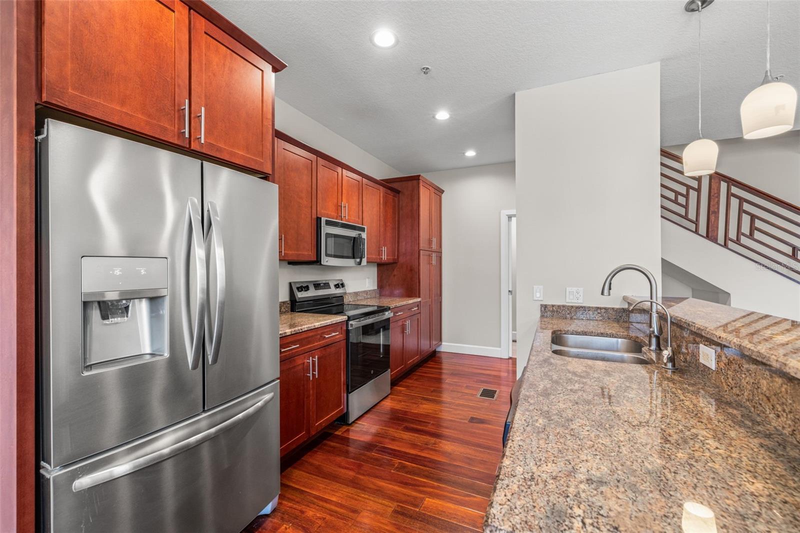 113 S Newport Ave #1-4 Property Photo 16