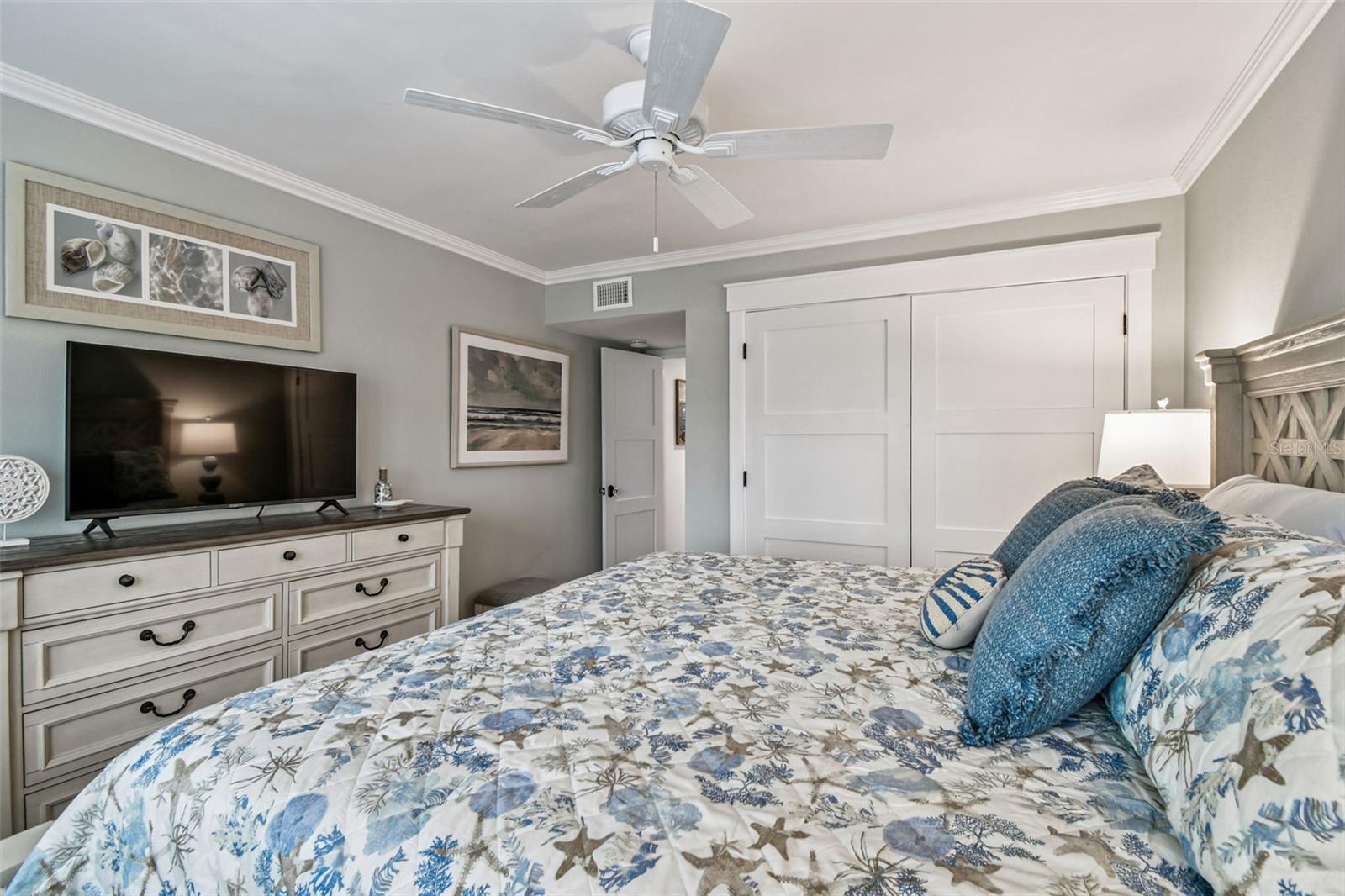 8 Glencoe Pl #107 Property Photo 23