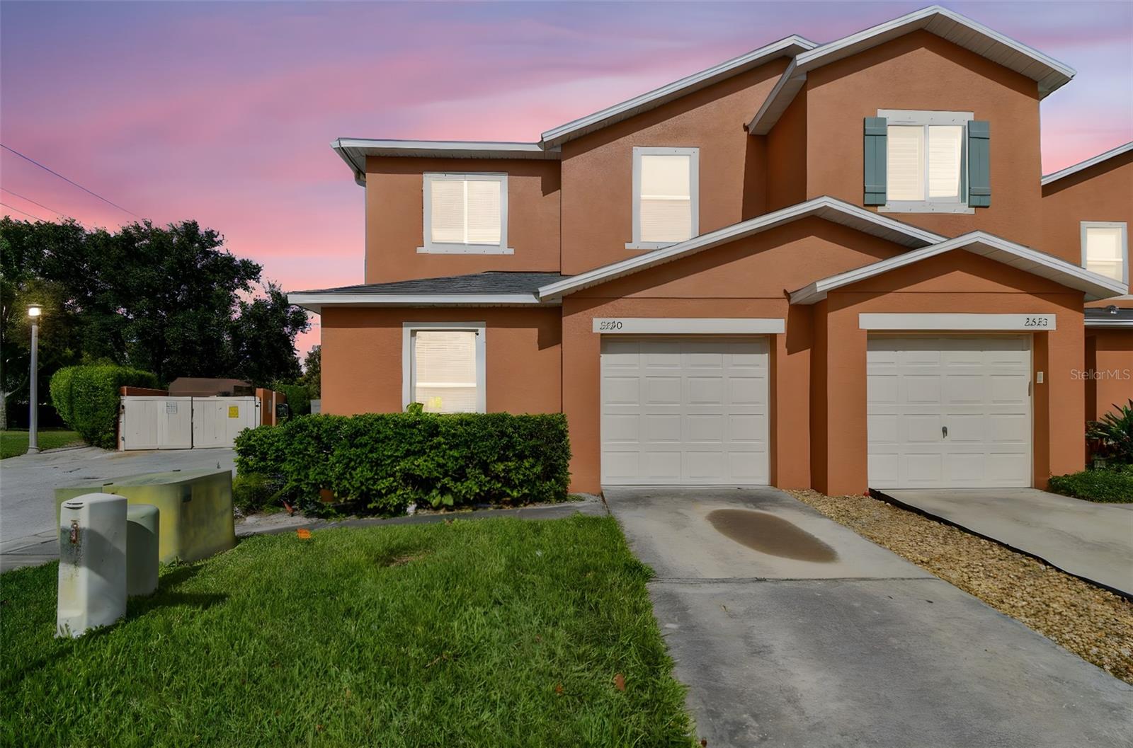 2520 COLONY REED LN Property Photo 1