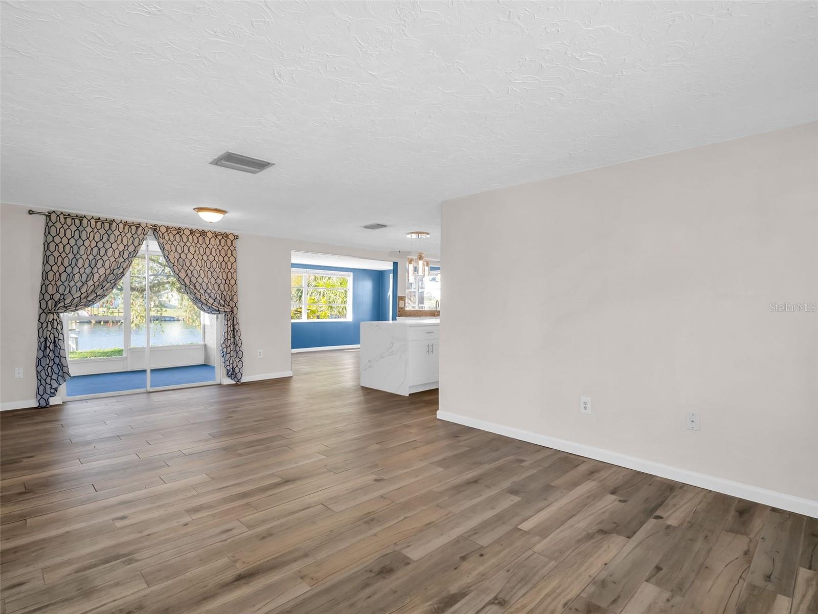 3814 Sunray Dr Property Photo 13