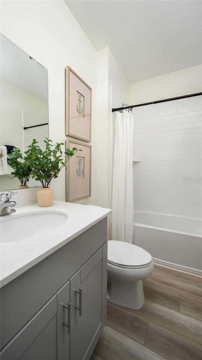 9255 Orchard Park Ln Property Photo 15