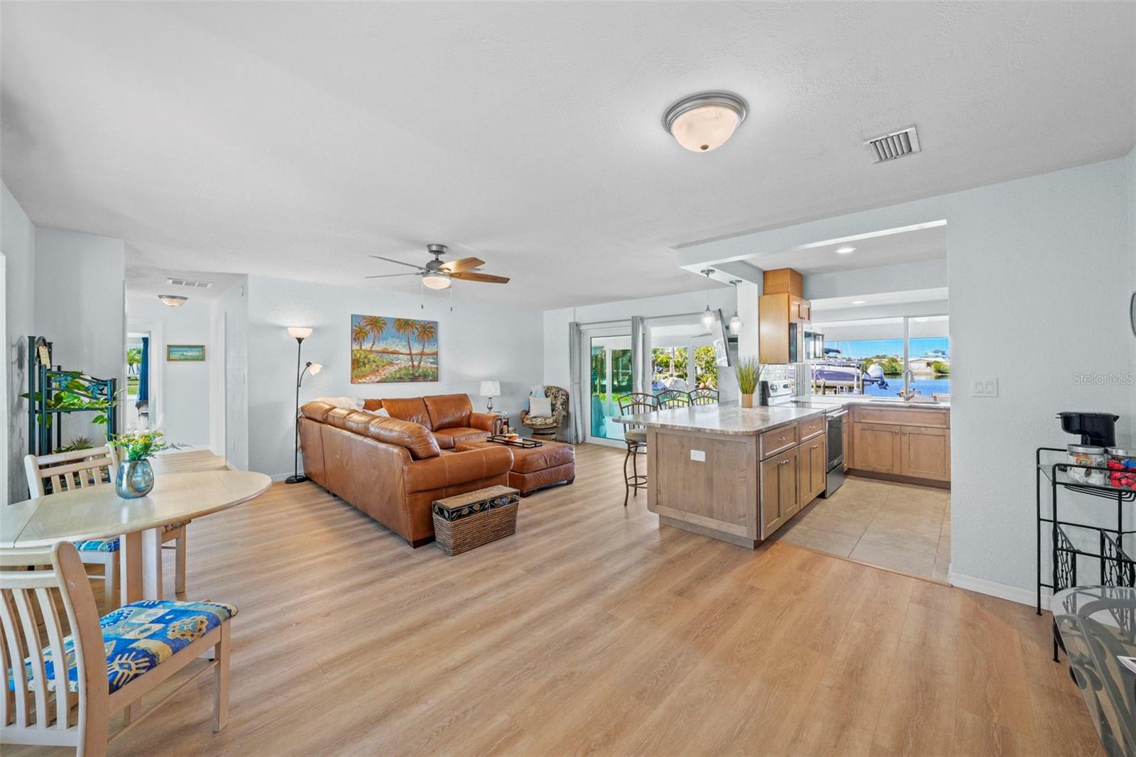 3711 Floramar Ter Property Photo 4