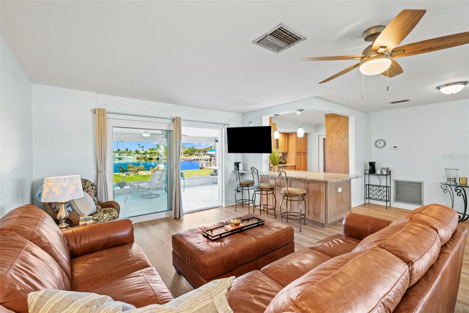 3711 Floramar Ter Property Photo 10