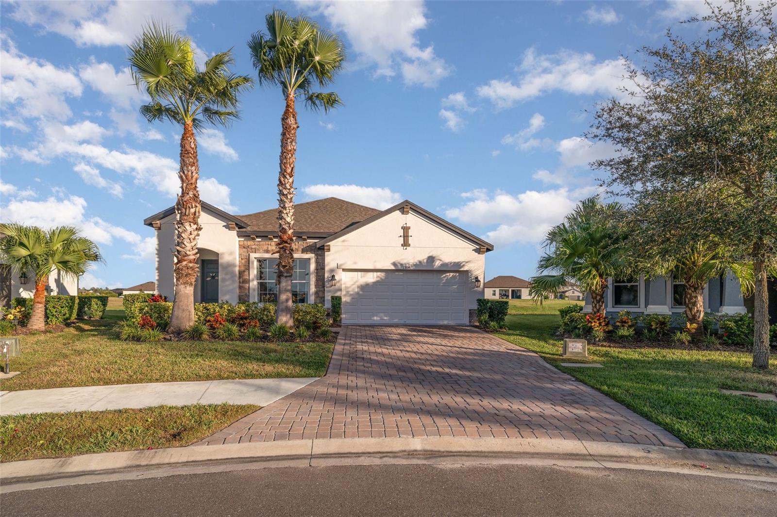 1904 146th Ter E Property Photo 1