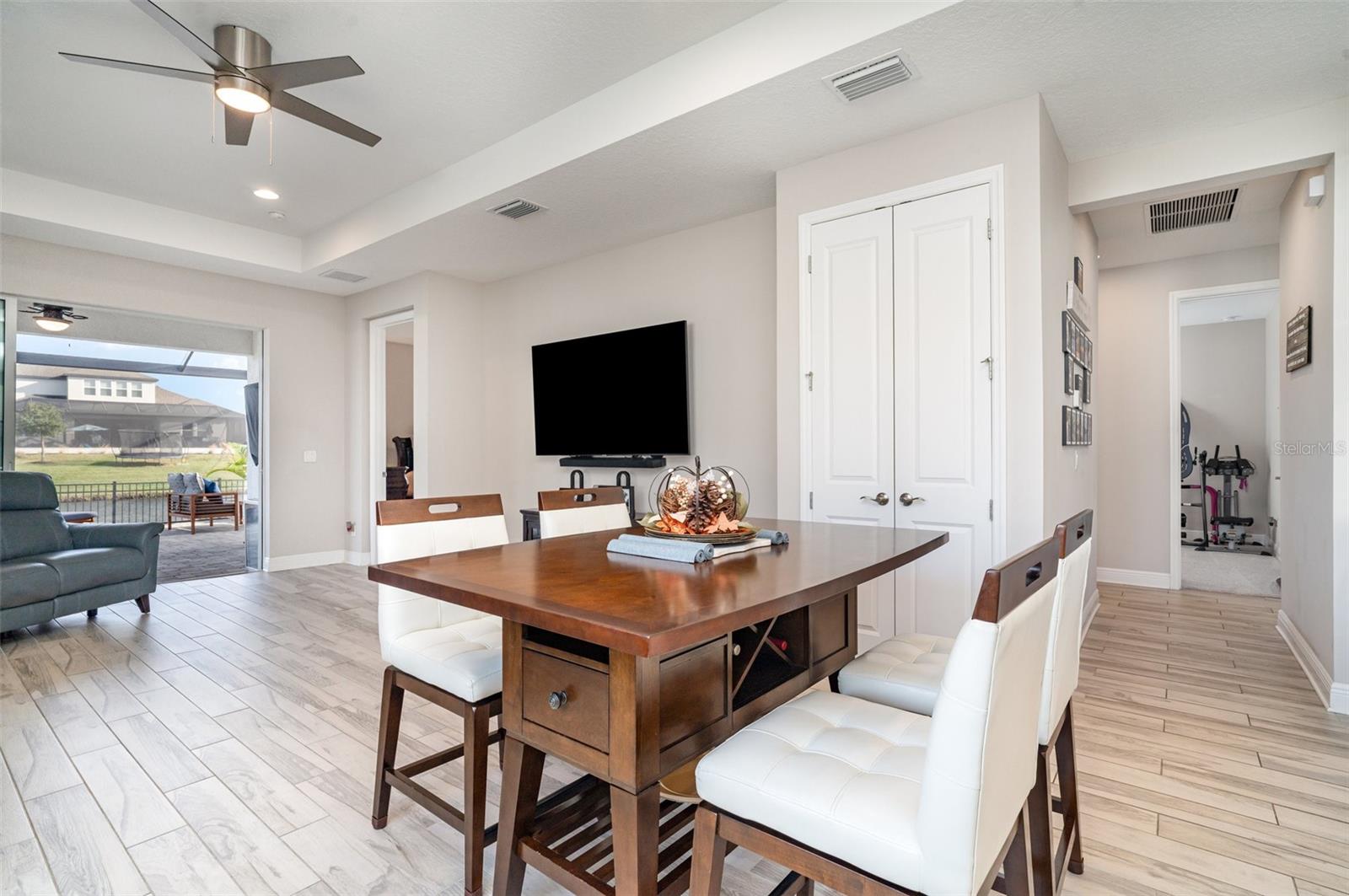 1904 146th Ter E Property Photo 5