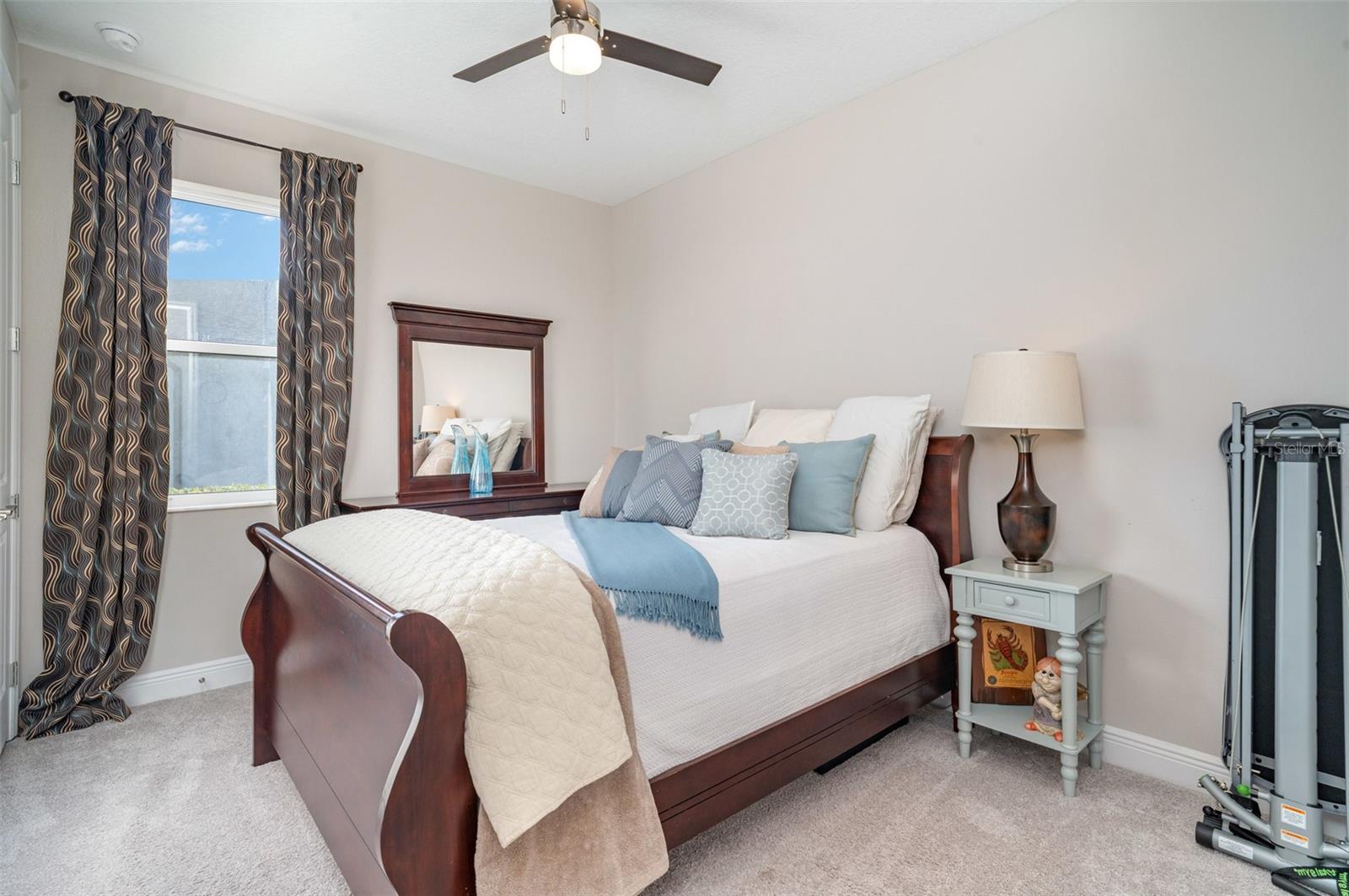 1904 146th Ter E Property Photo 6