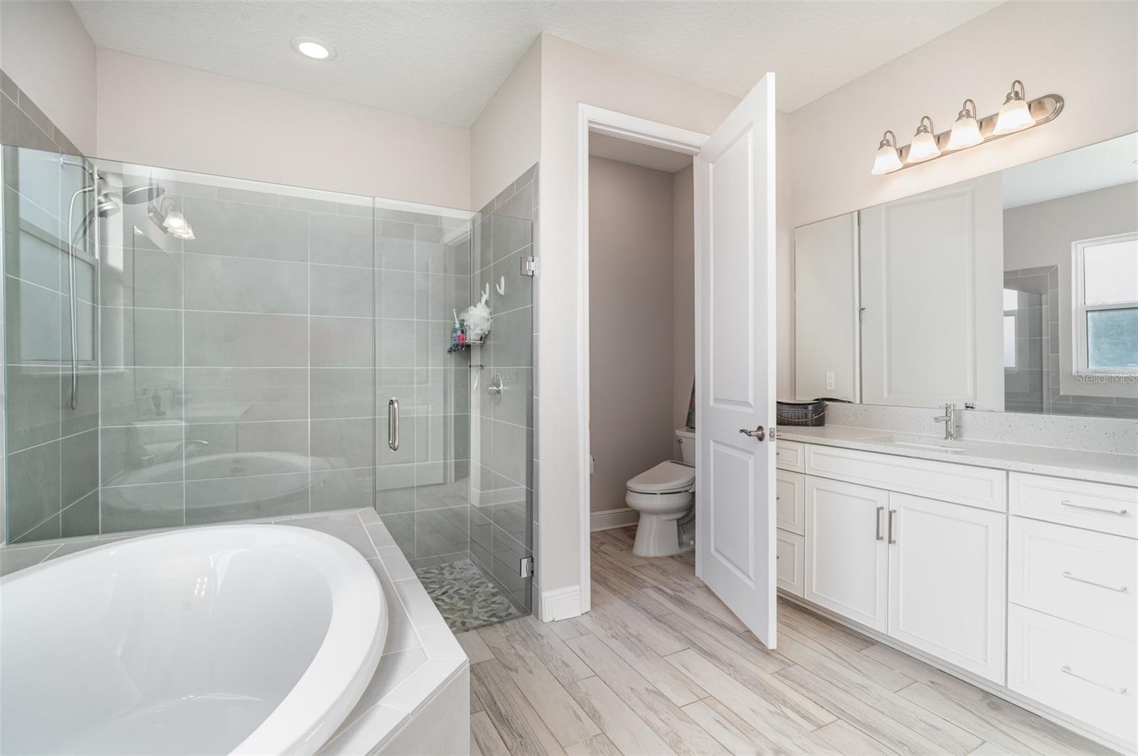 1904 146th Ter E Property Photo 14