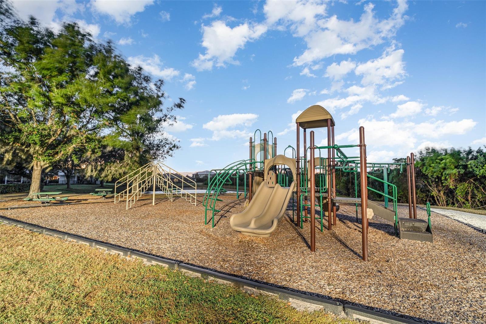 1904 146th Ter E Property Photo 35