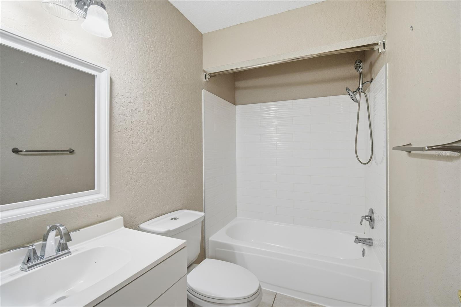 16545 Lake Brigadoon Cir Property Photo 20