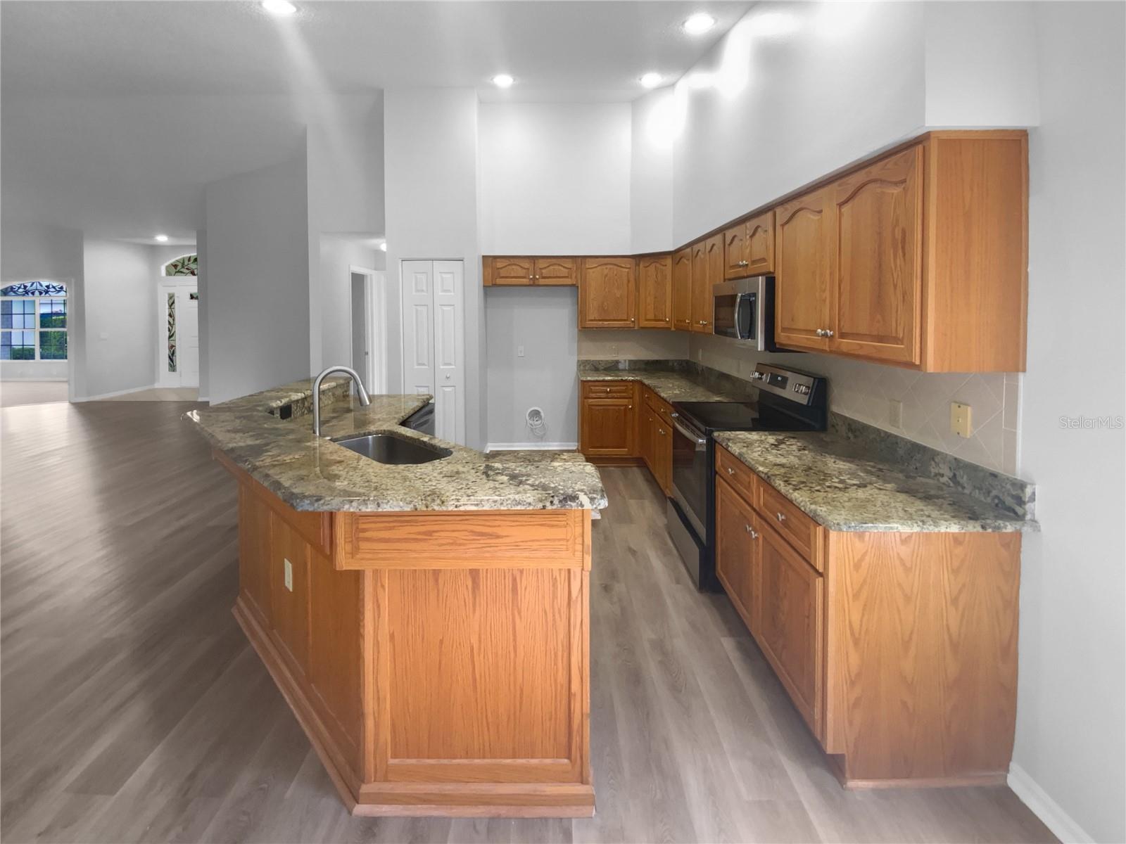 18535 Hidden Pines Way Property Photo 9