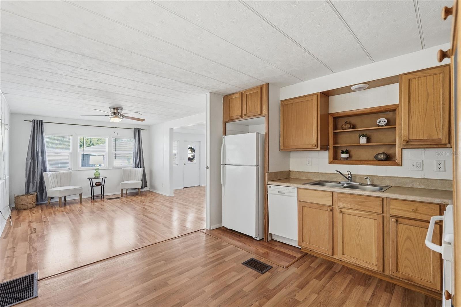 37828 Newal Ave Property Photo 10