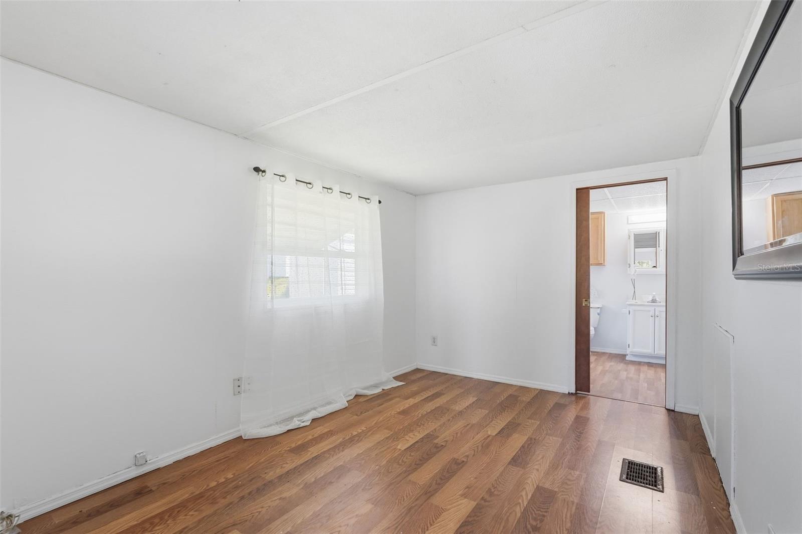 37828 Newal Ave Property Photo 15