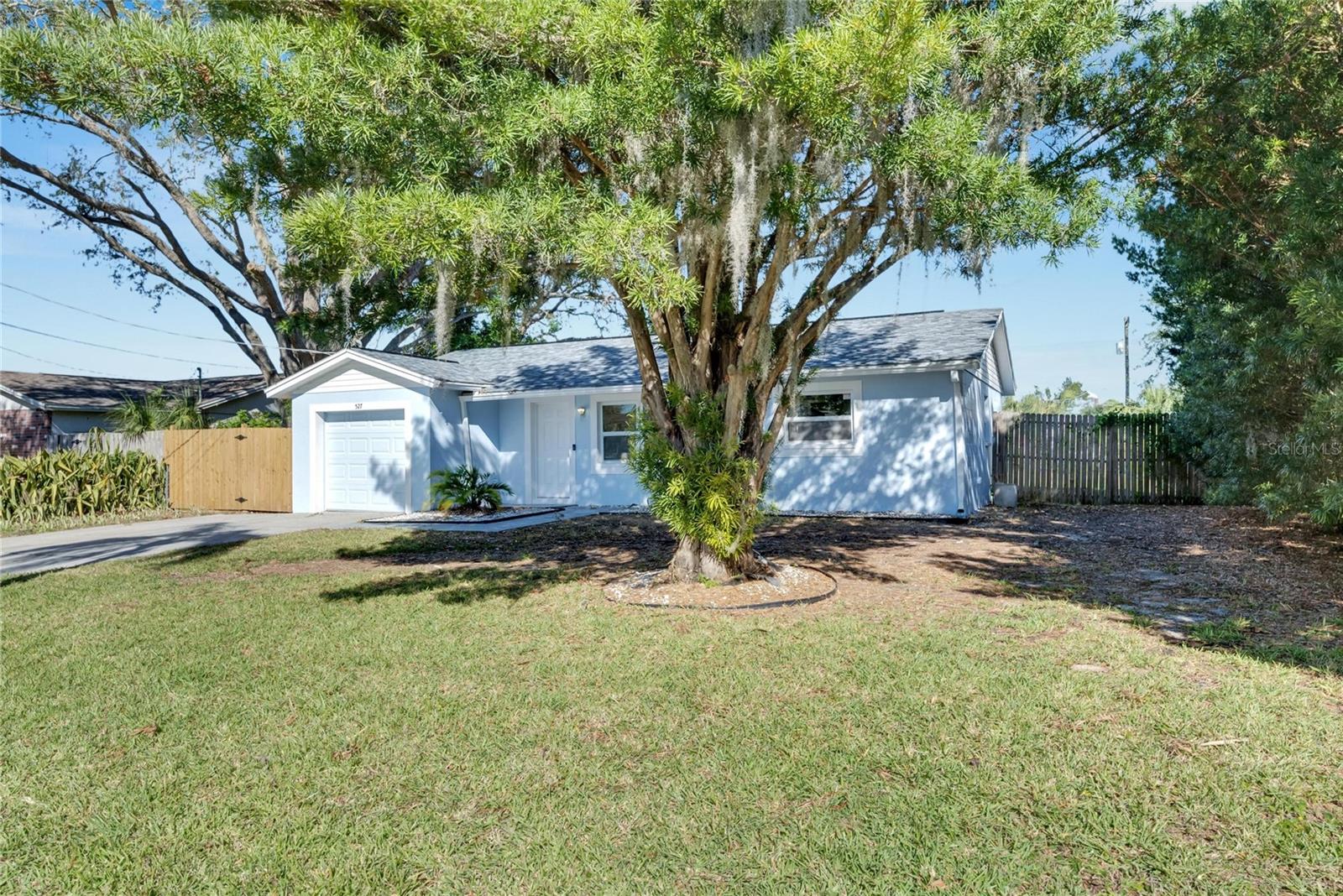 527 Fox Run Trl Property Photo 8