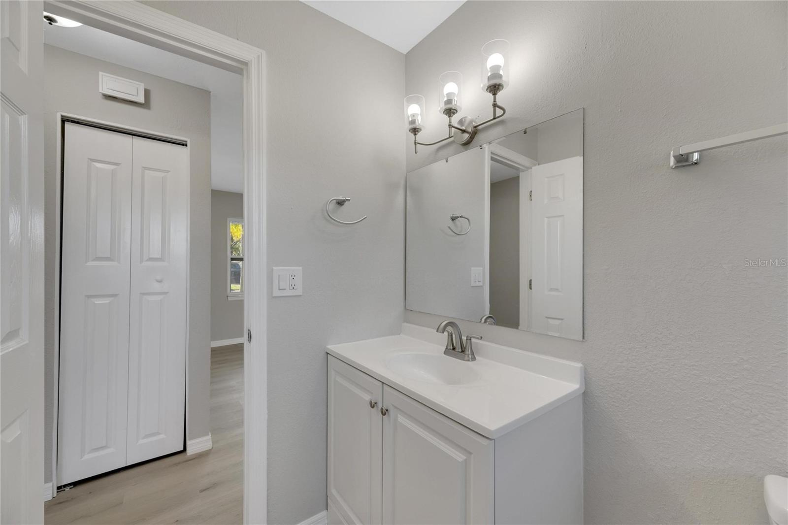 527 Fox Run Trl Property Photo 23