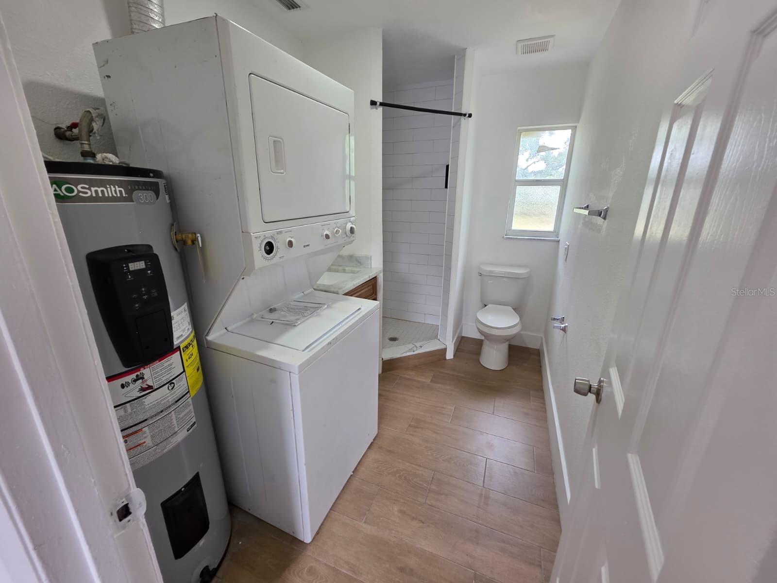 1614 N Washington Ave Property Photo 6
