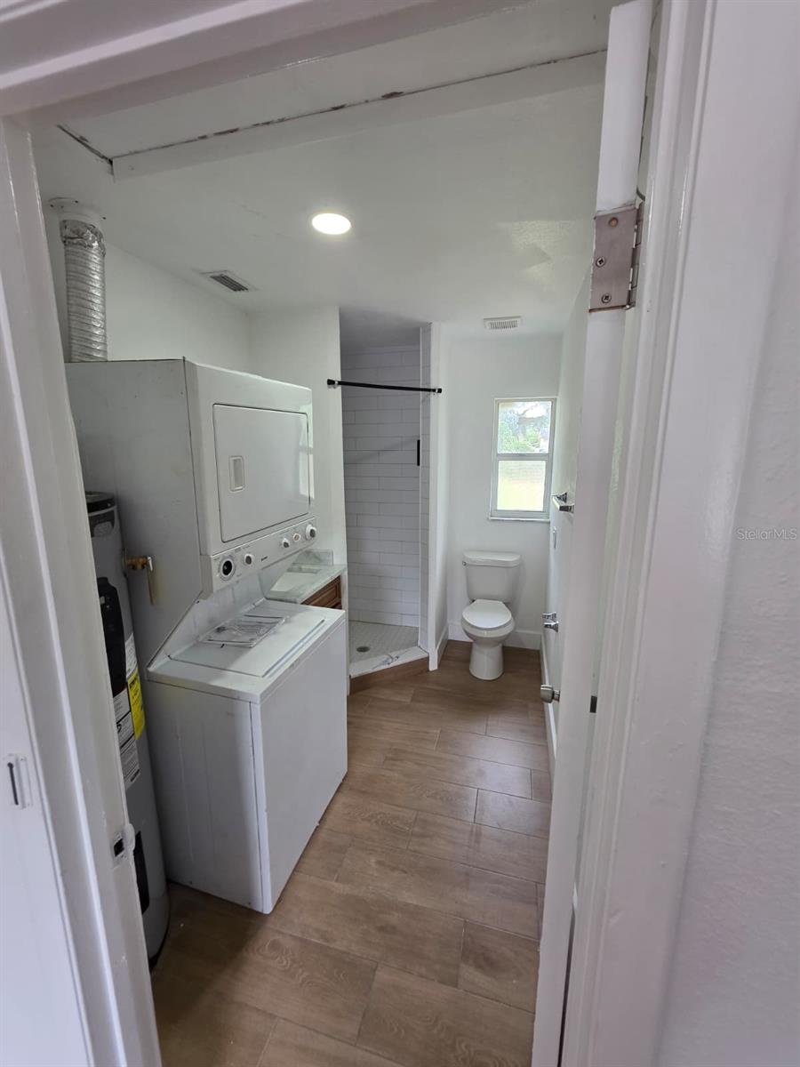 1614 N Washington Ave Property Photo 9