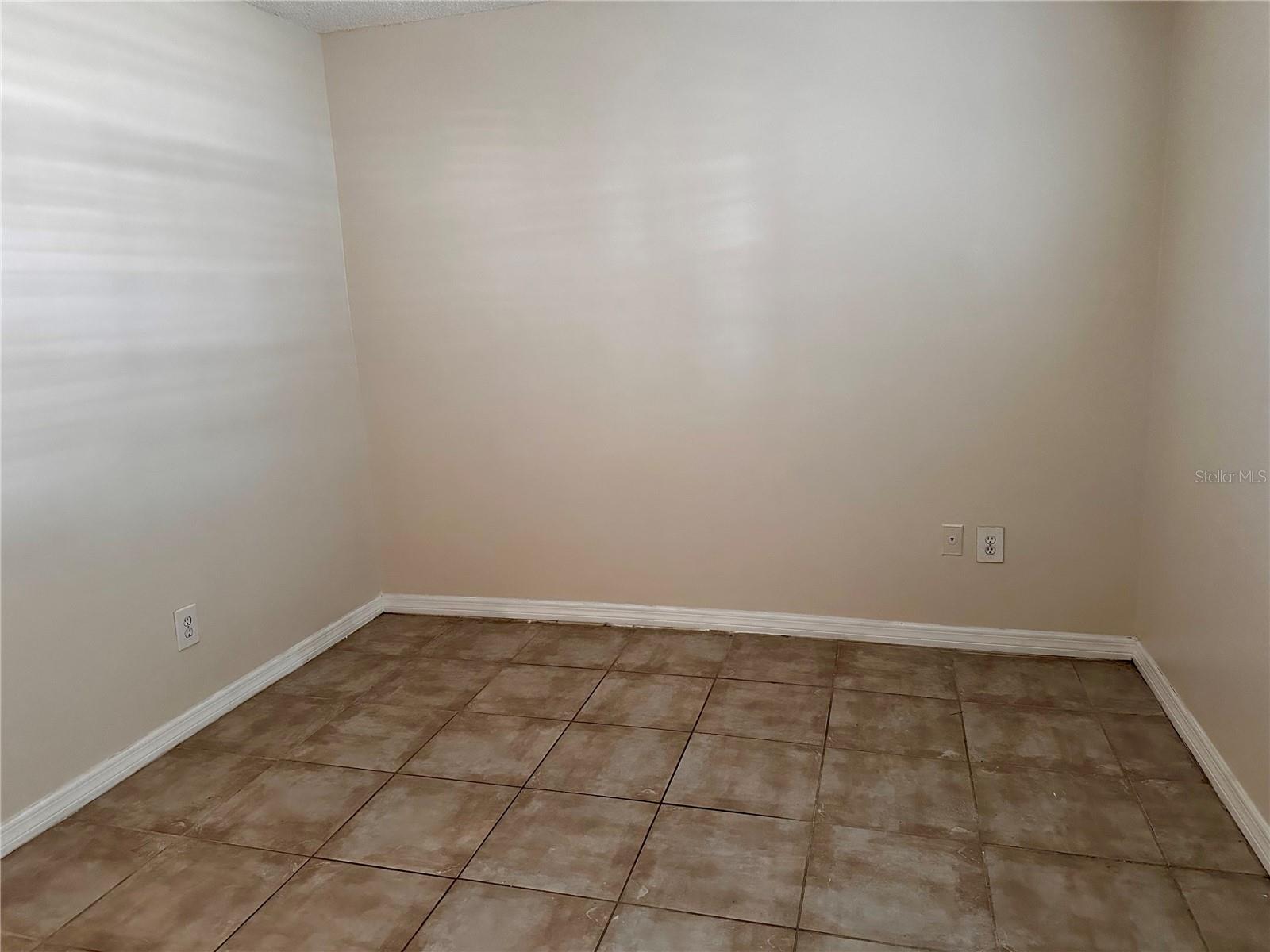 122 N Kings Ave #101 Property Photo 22