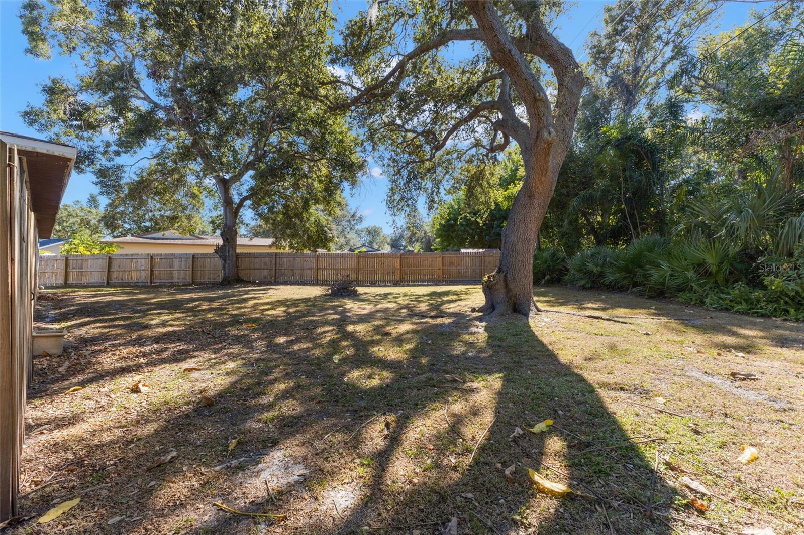 112 Meadowcross Dr Property Photo 37