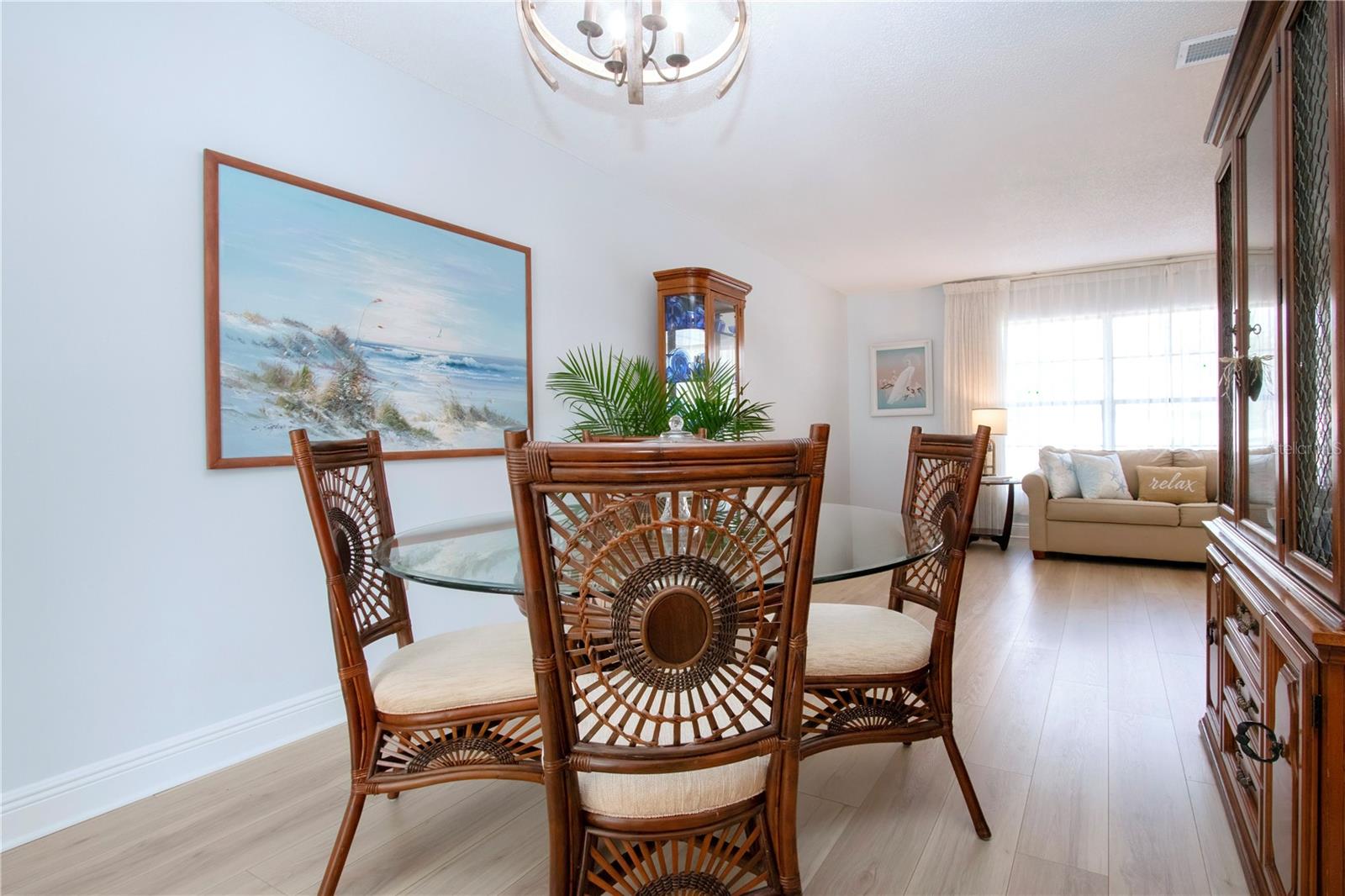 2016 E View Dr Property Photo 18