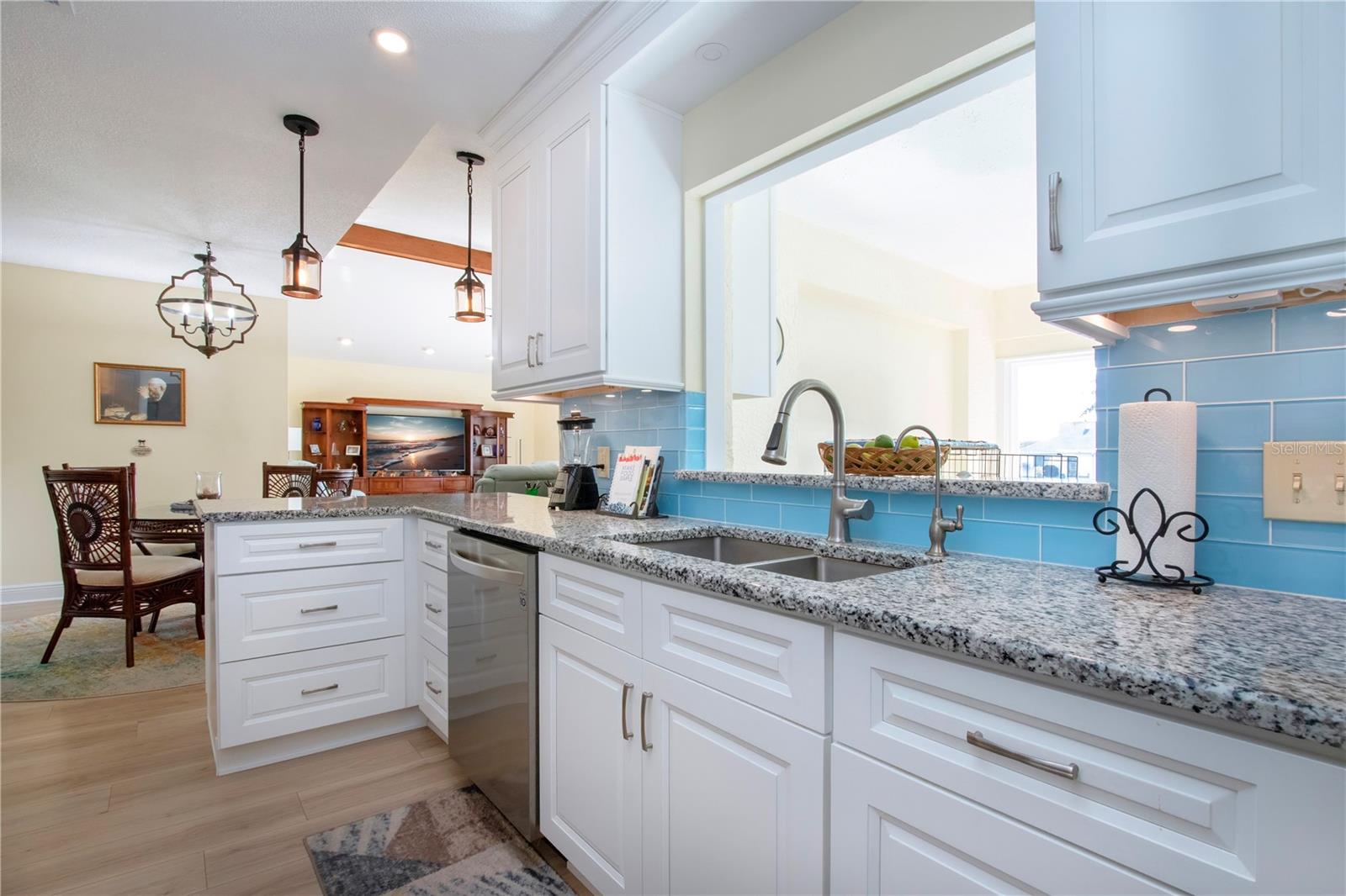 2016 E View Dr Property Photo 22