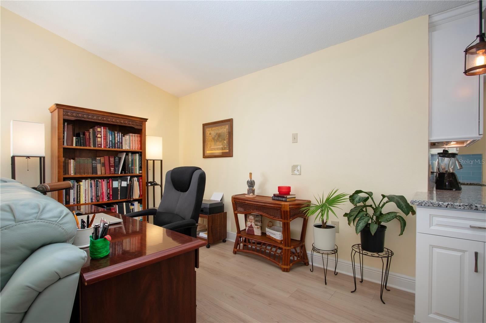 2016 E View Dr Property Photo 36