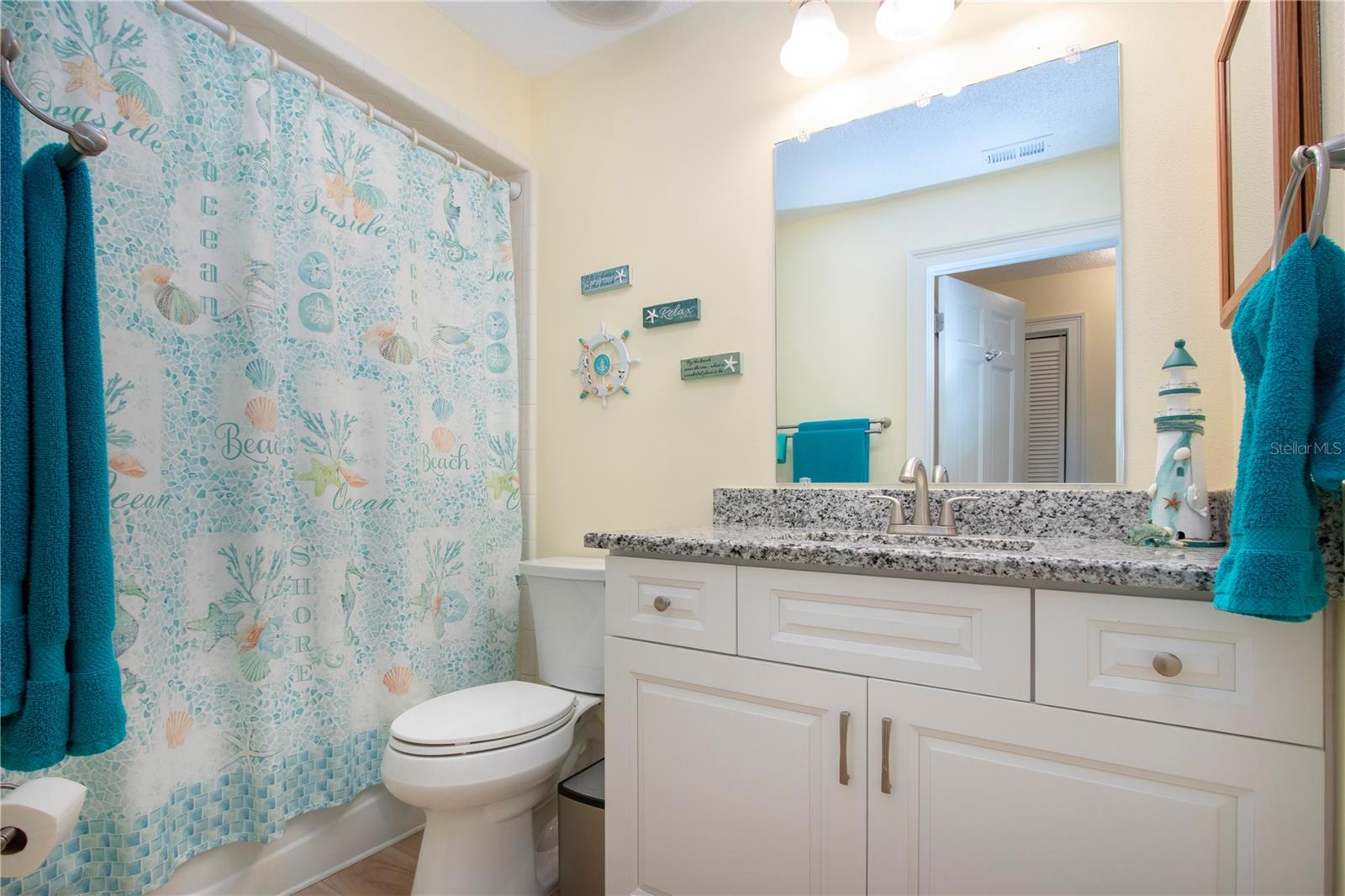 2016 E View Dr Property Photo 56