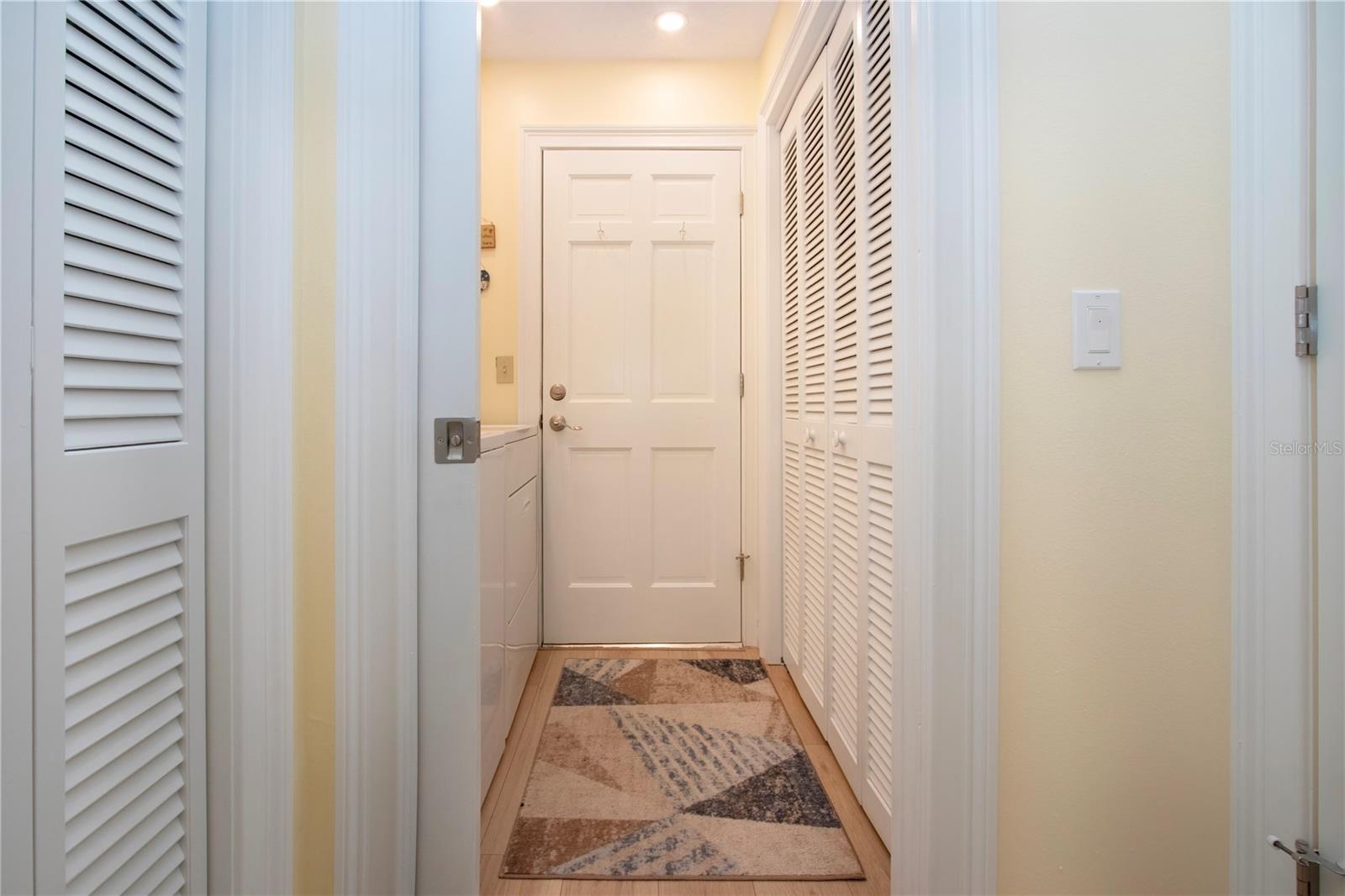 2016 E View Dr Property Photo 58