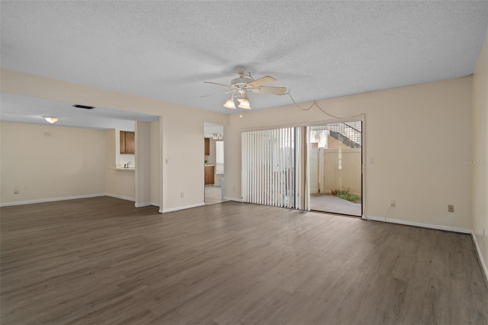 4821 Puritan Cir #104 Property Photo 6