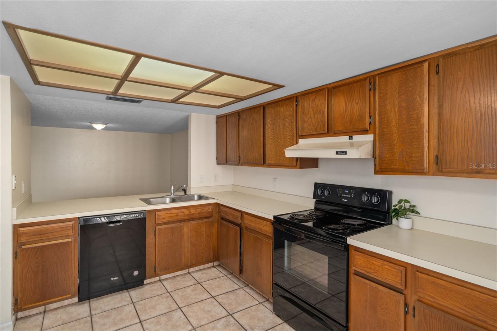 4821 Puritan Cir #104 Property Photo 16