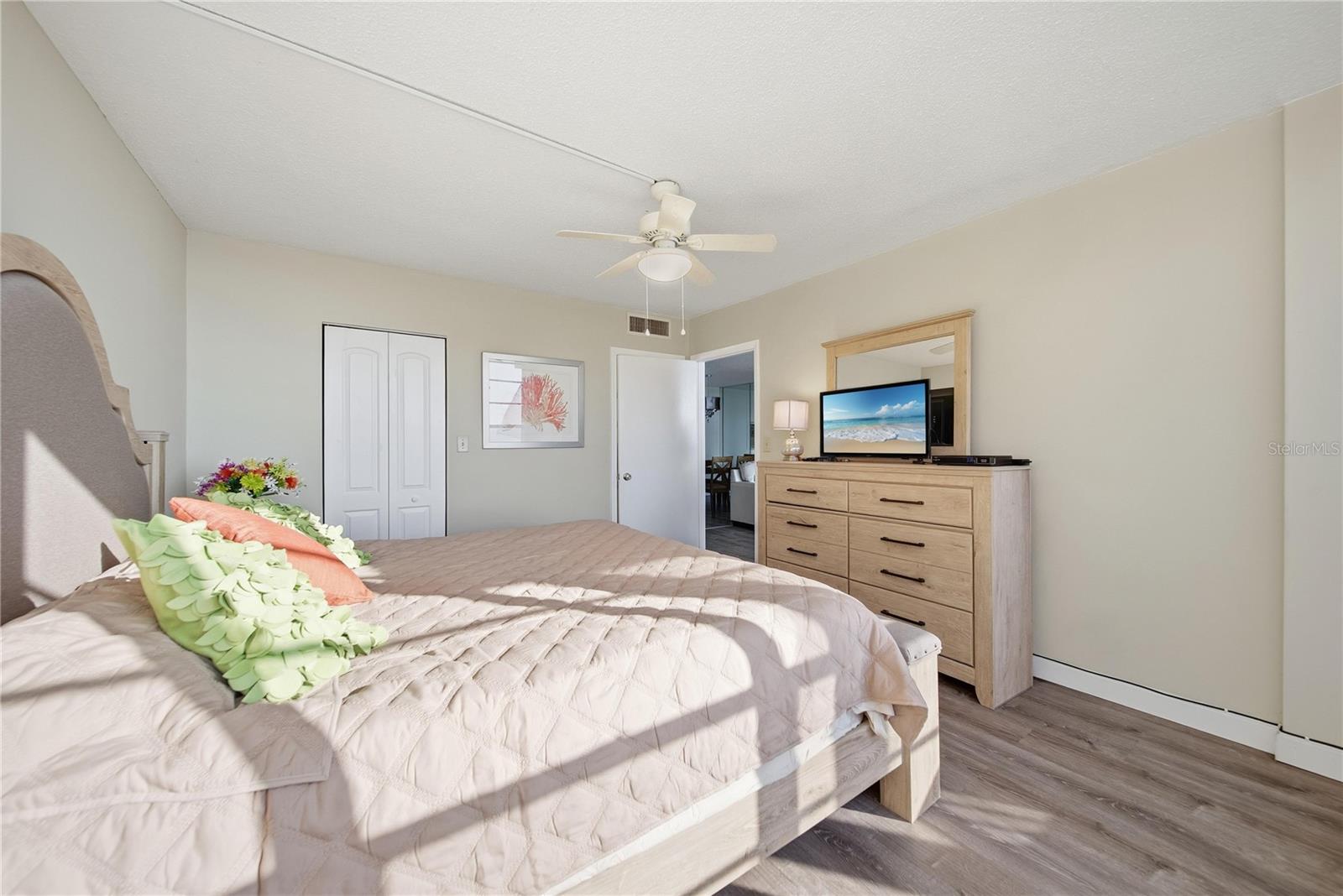 17580 Gulf Blvd #302 Property Photo 17