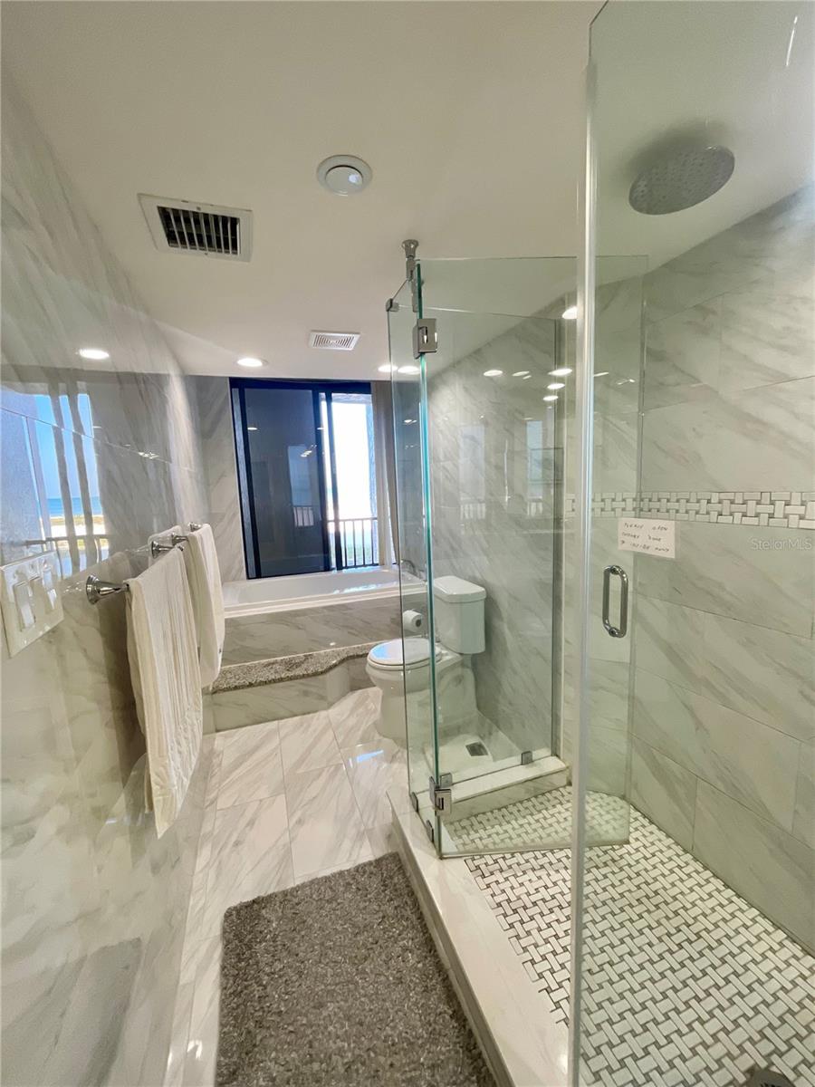 1290 Gulf Blvd #302 Property Photo 17