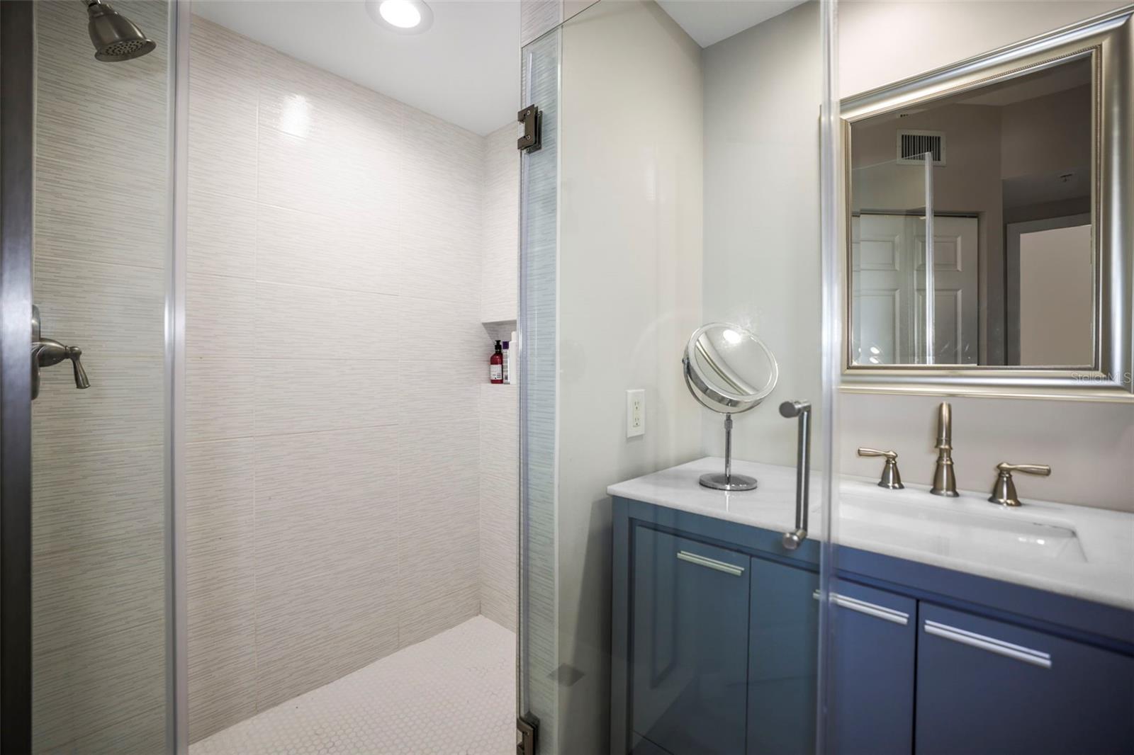 6495 Shoreline Dr #8502 Property Photo 8