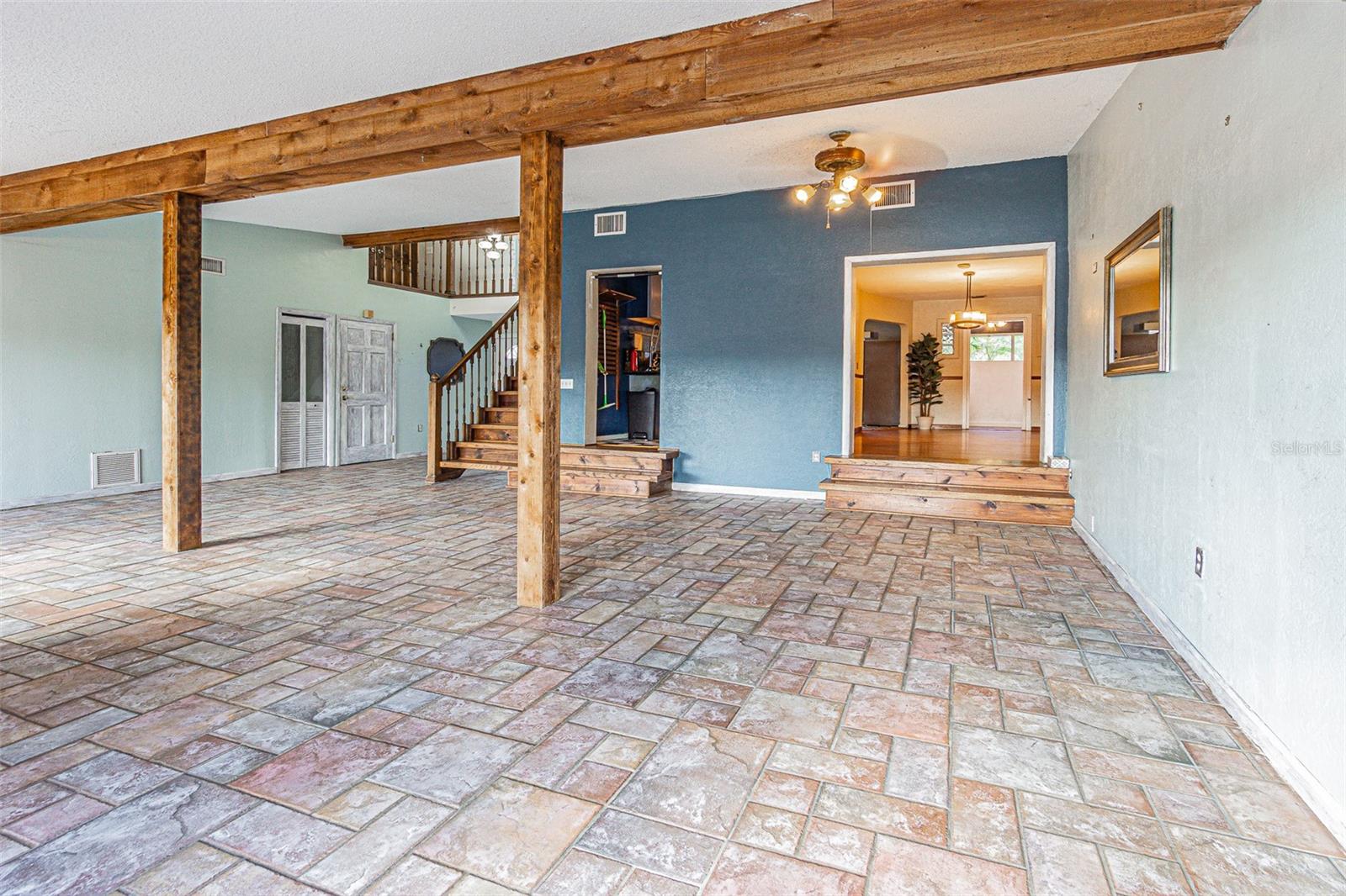 12510 Forest Hills Dr Property Photo 14