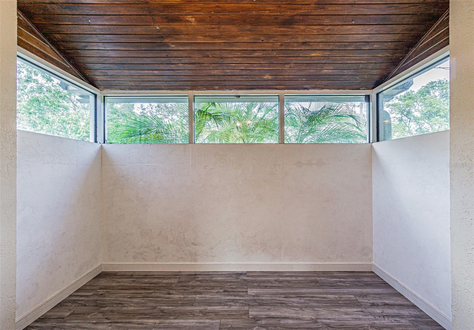 12510 Forest Hills Dr Property Photo 32