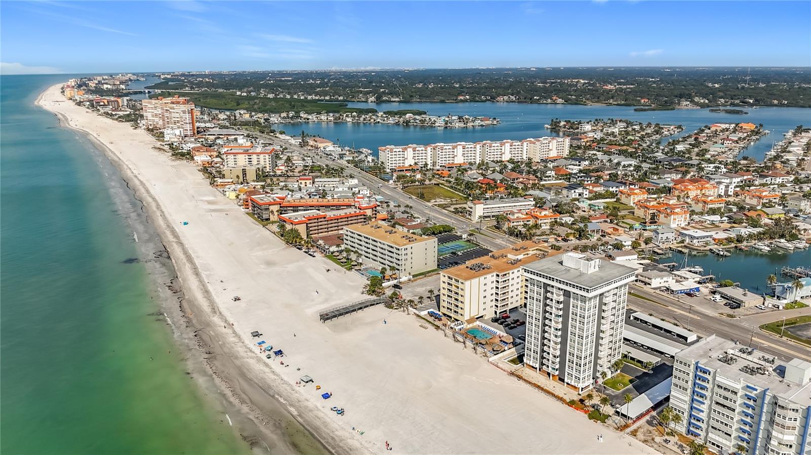 17408 Gulf Blvd #1302 Property Photo 10