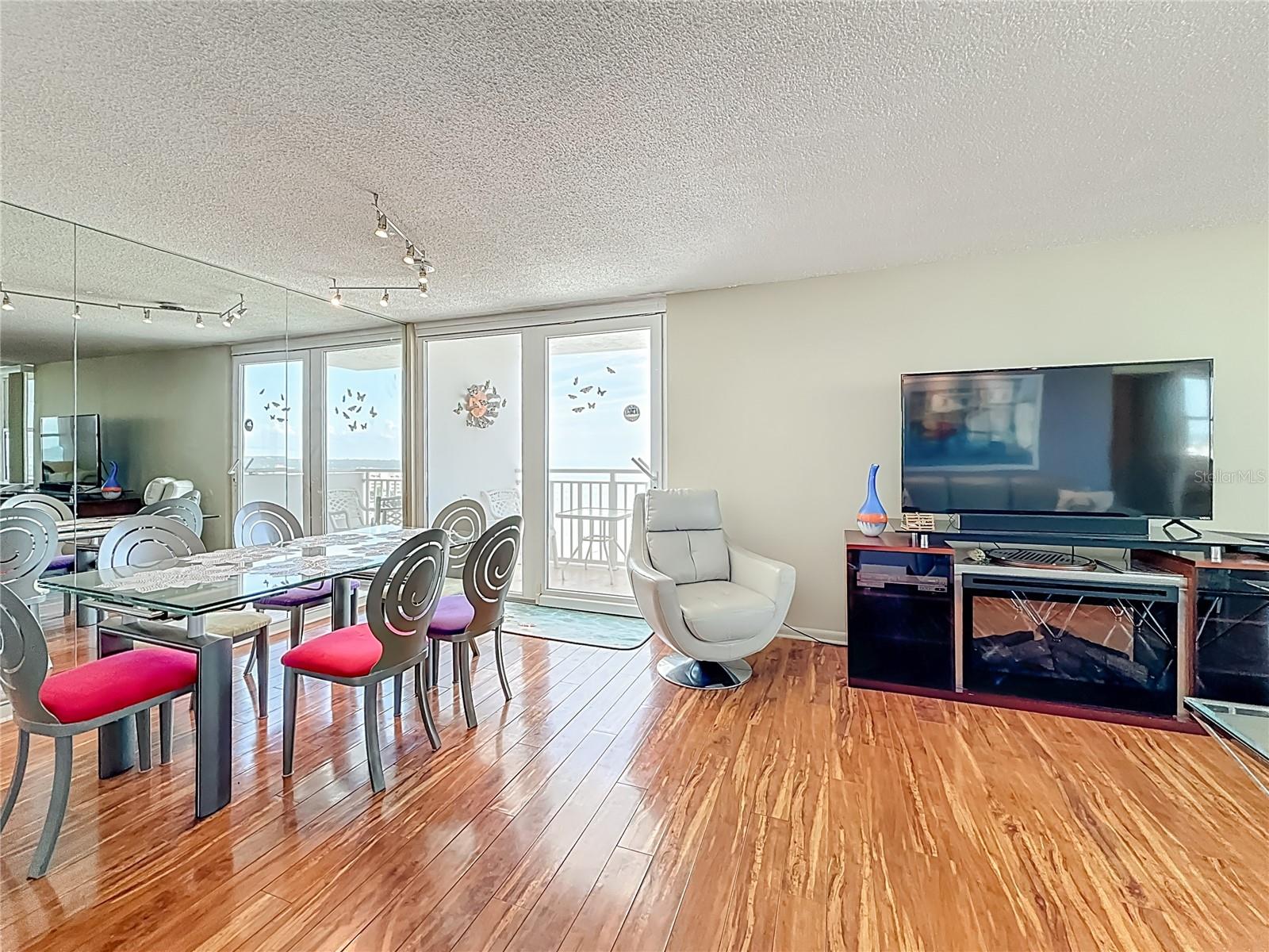 17408 Gulf Blvd #1302 Property Photo 25