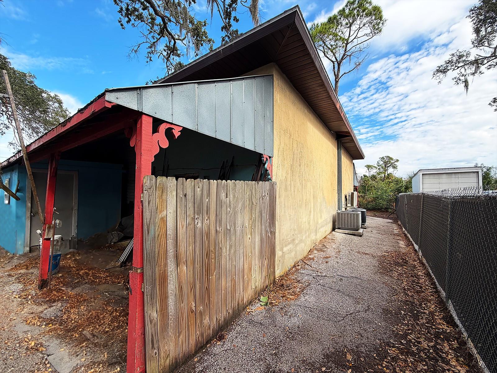 6028 Pine Hill Rd Property Photo 6