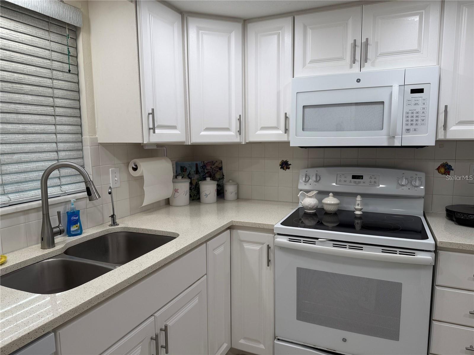 1100 E Bay Dr #95 Property Photo 6