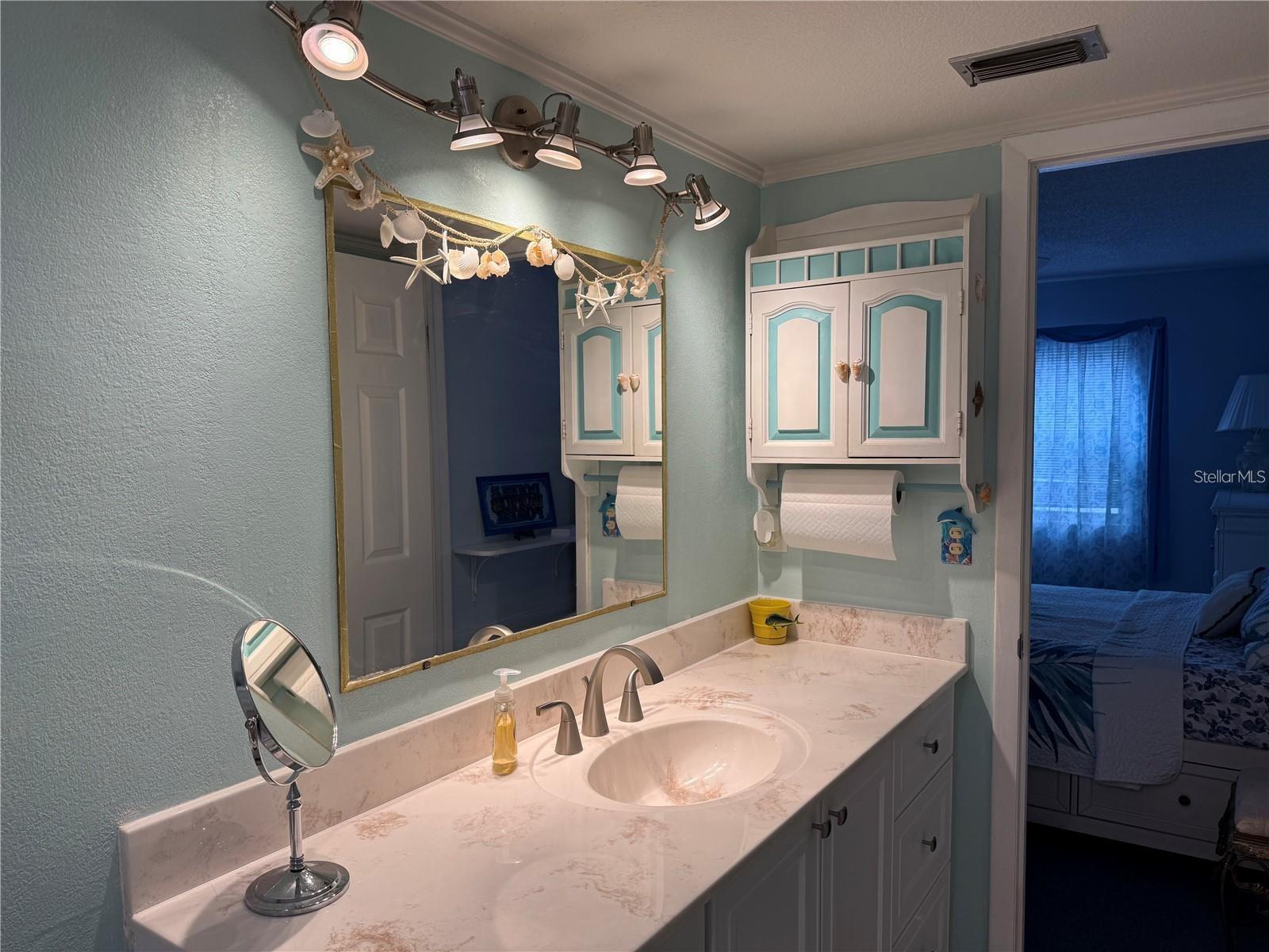 1100 E Bay Dr #95 Property Photo 27