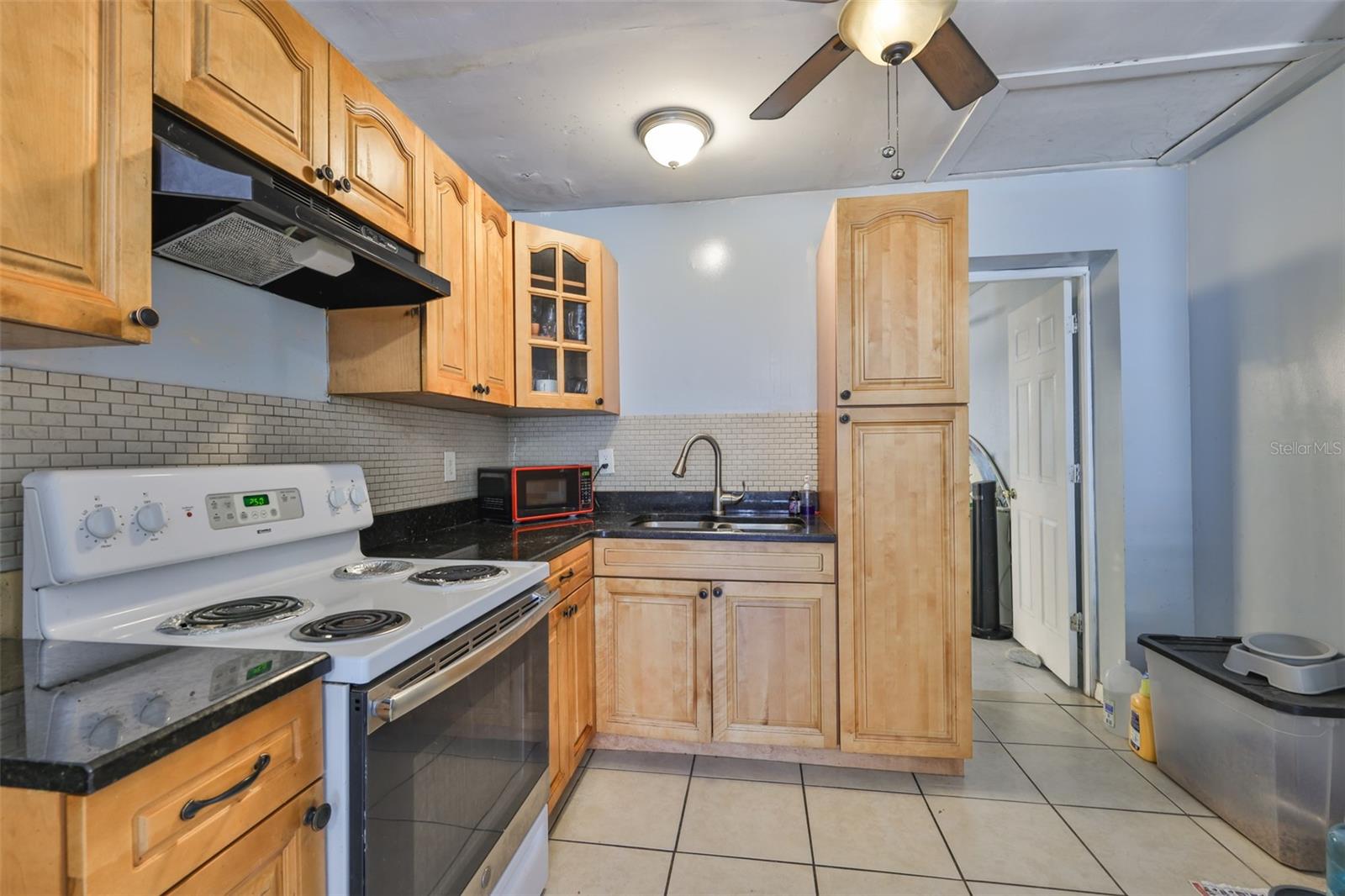 3901 N Clearfield Ave Property Photo 20